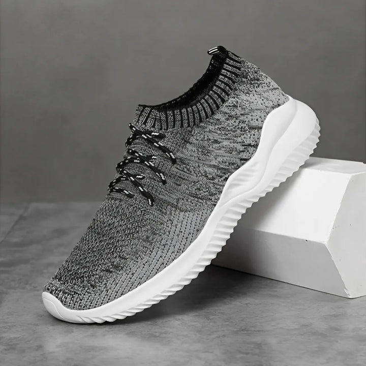 Swift Men Sneakers