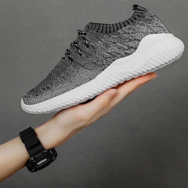 Swift Men Sneakers