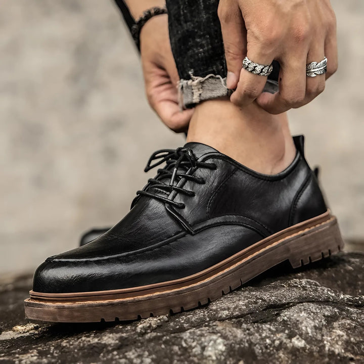 Oak Tread Leather Shoes