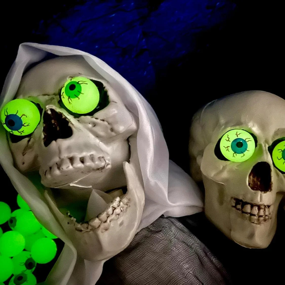 Halloween Glowing EyeBalls